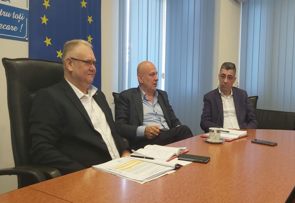 Președintele BNS, Dumitru costin s-a întâlnit cu prefectul județului Iulian Timofei și cu reprezentanți ai instituțiilor publice locale
