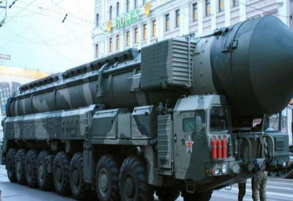 PUTIN îi amenință cu nucleara pe „inamicii Moscovei” – Anunță testarea rachetei Sarmat din arsenalul său