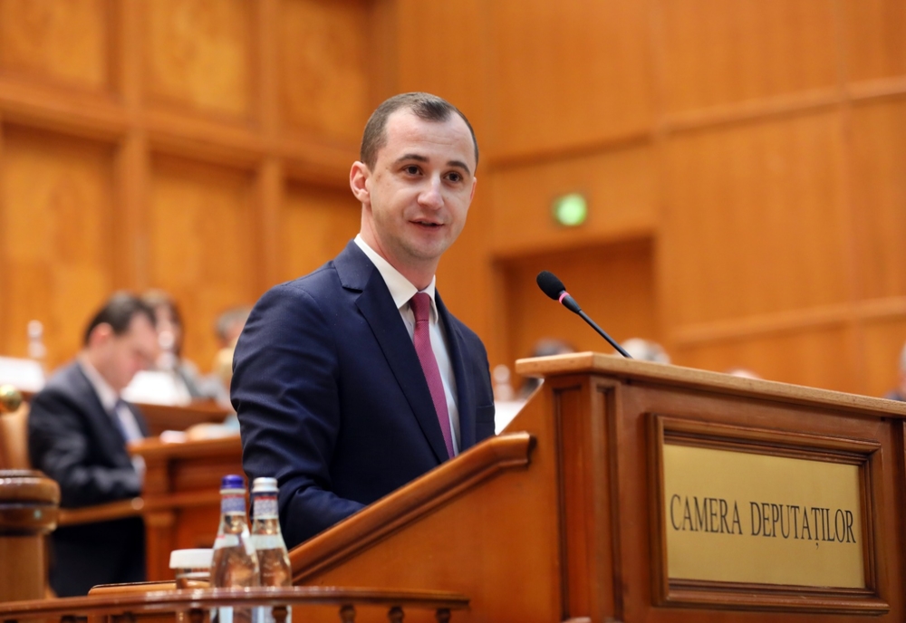 Înjurături în Parlament: Deputații AUR și PSD și-au adresat cuvinte grele! Dialog halucinant – De la ce a pornit scandalul