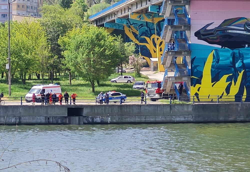 FOTO VIDEO Alertă la Medgidia. Femeie căzută în Canalul Dunăre Marea Neagră