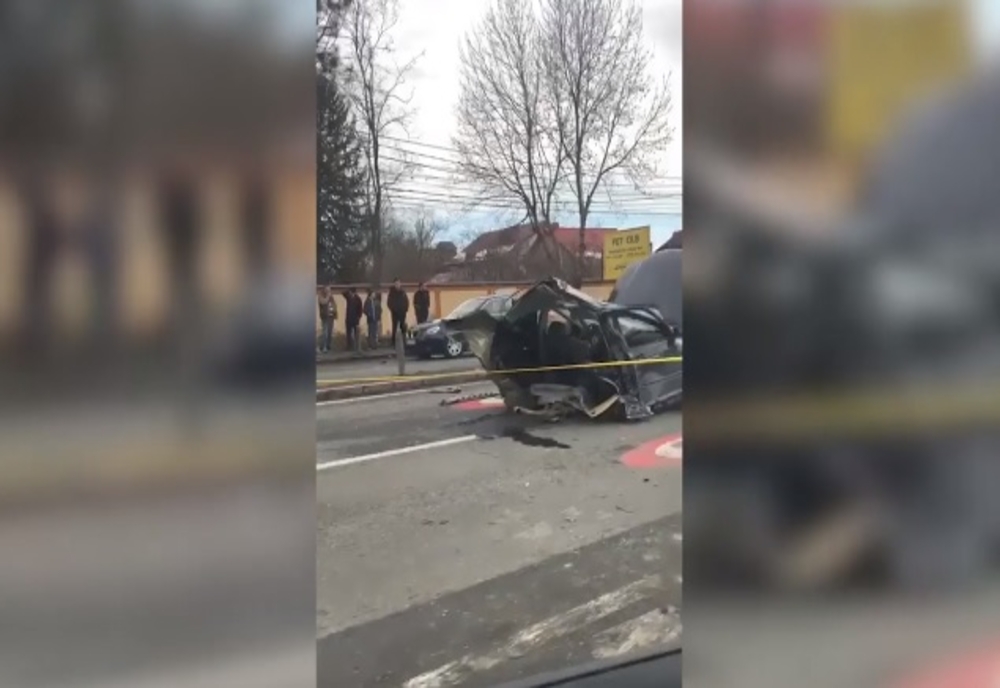 Detalii despre accidentul de la Baloteşti, unde un autoturism a intrat într-o ţeavă de gaze