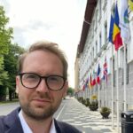Prefectul PSD al județului Timiș îi cere lui Dominic Fritz să dea jos steagurile străine de pe clădirea Primăriei