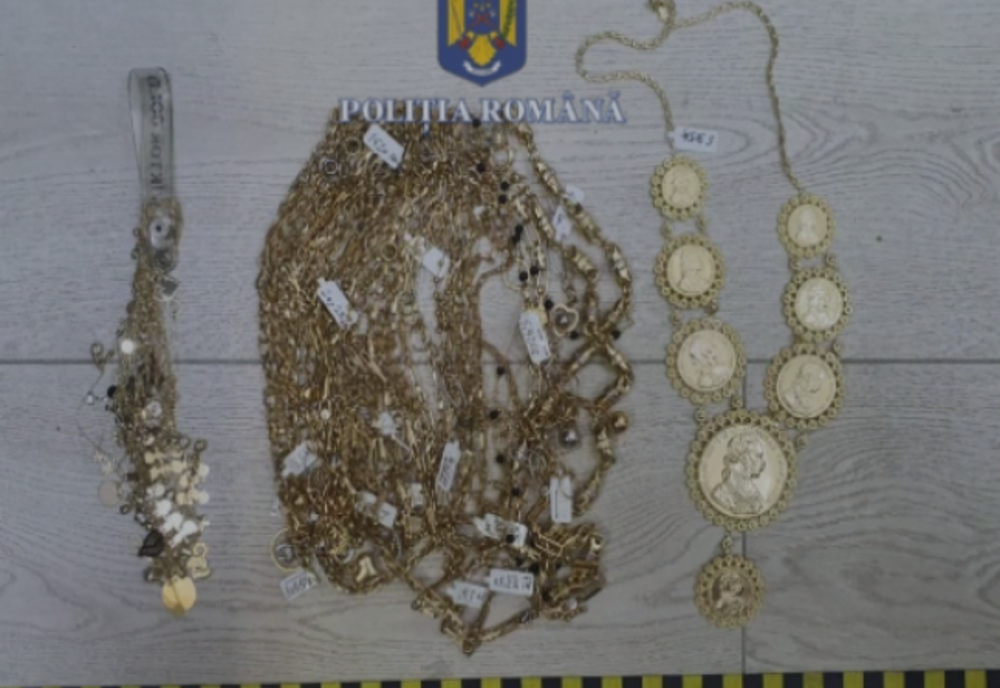 8 Kg de aur şi argint confiscate de poliţişti de la casele de amanet