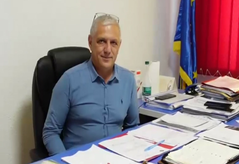 Primar din Argeș reținut pentru că și-ar fi folosit funcția pentru a obținute favoruri sexuale