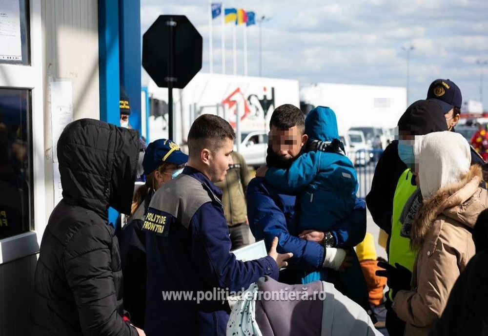 Poliţia de Frontieră: 9.856 de cetăţeni ucraineni au intrat duminică în România, în scădere uşoară faţă de ziua precedentă