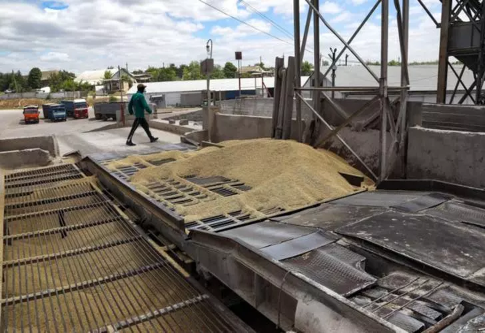 Criza alimentară. Cine îi va ajuta pe ucraineni să apere navele ce transportă cereale pe Marea Neagră