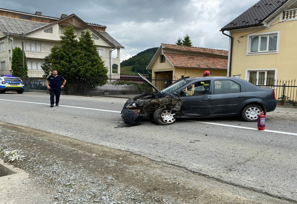 FOTO: Patru persoane rănite, în urma unui accident pe DN 17D, în Rebrișoara