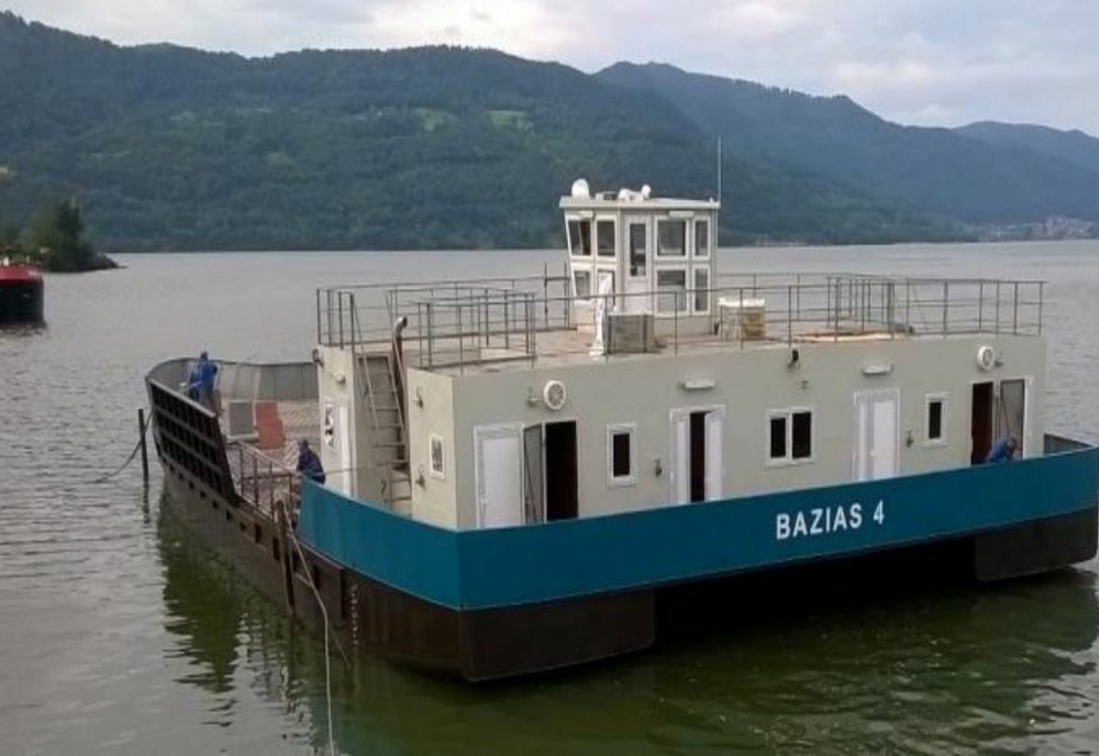 Bacul Baziaș 4 traversează din nou Dunărea