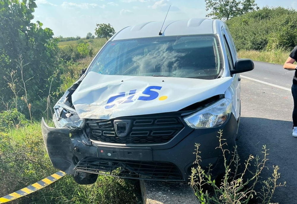 Olt: Trei persoane rănite, într-un accident petrecut între Slatina şi Brebeni