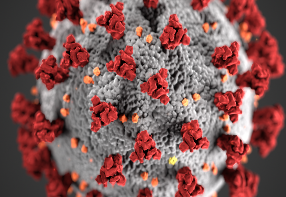 Riscul reinfectării cu coronavirus creşte odată cu răspândirea variantei BA.5. Avertismentul experților în boli infecțioase