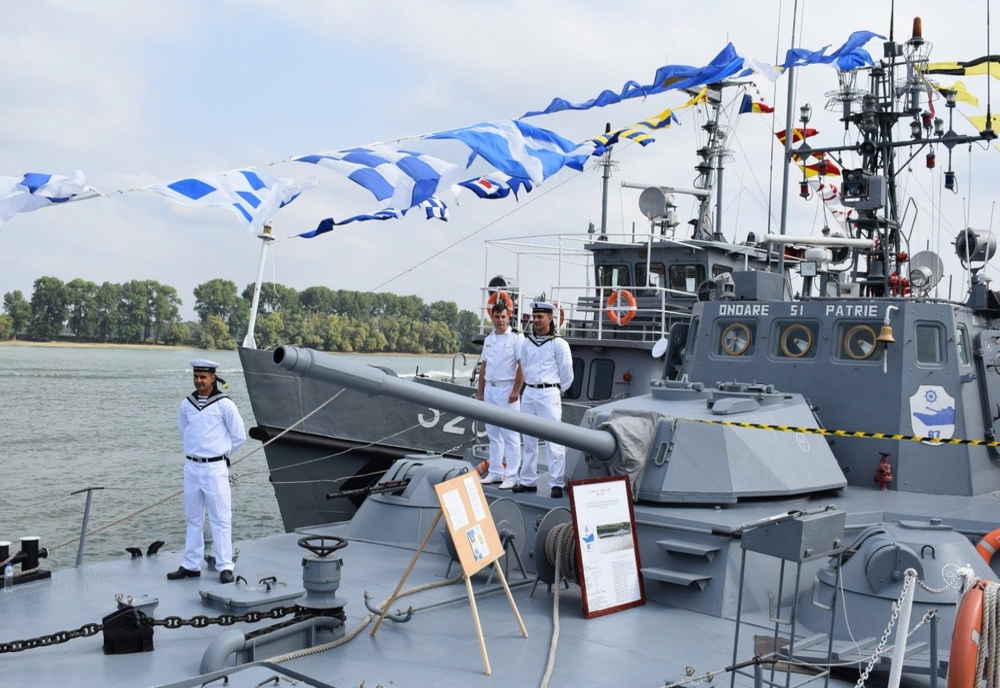FOTO Ziua Porților Deschise, în portul militar Tulcea