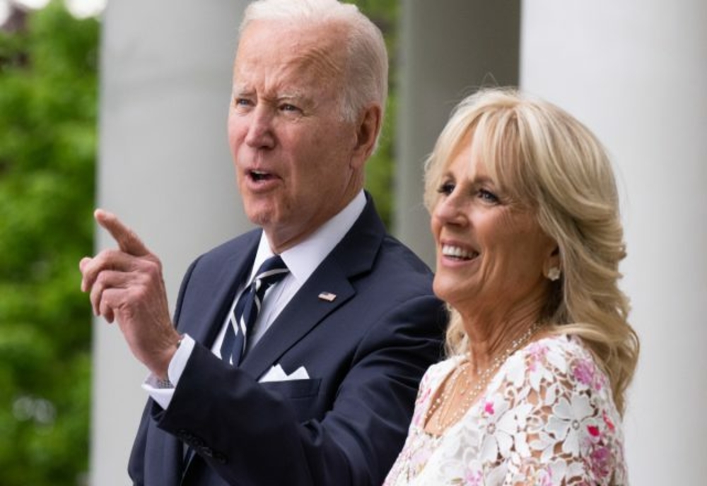 Prima Doamnă a SUA Jill Biden, testată pozitiv covid-19, în vacanţă, împreună cu Joe Biden, în South Carolina; preşedintele, testat negativ