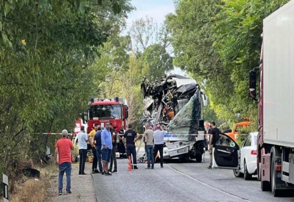 Care e starea românilor răniți grav în accidentul din Bulgaria și aduși cu elicopterul în București
