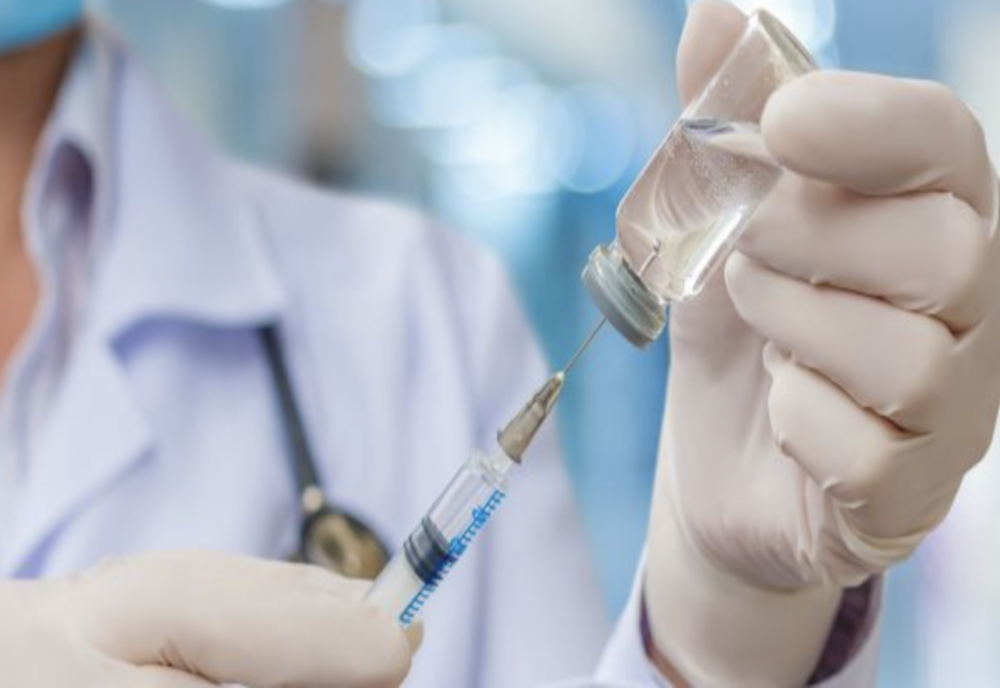 Începe campania anuală de vaccinare antigripală. În Caraș-Severin vor fi distribuite gratuit peste 10.000 de doze
