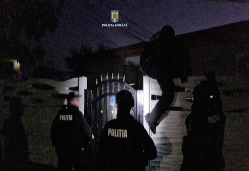 Percheziții ale poliţiştilor din Dâmboviţa în București, Ilfov și Buzău, într-un dosar de înșelăciune şi spălare de bani
