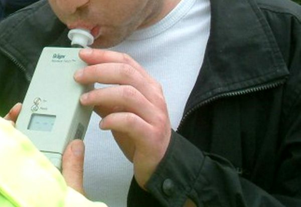Alcoolemie de 1,81 mg/l alcool pur în aerul expirat pentru un șofer din Flămânzi