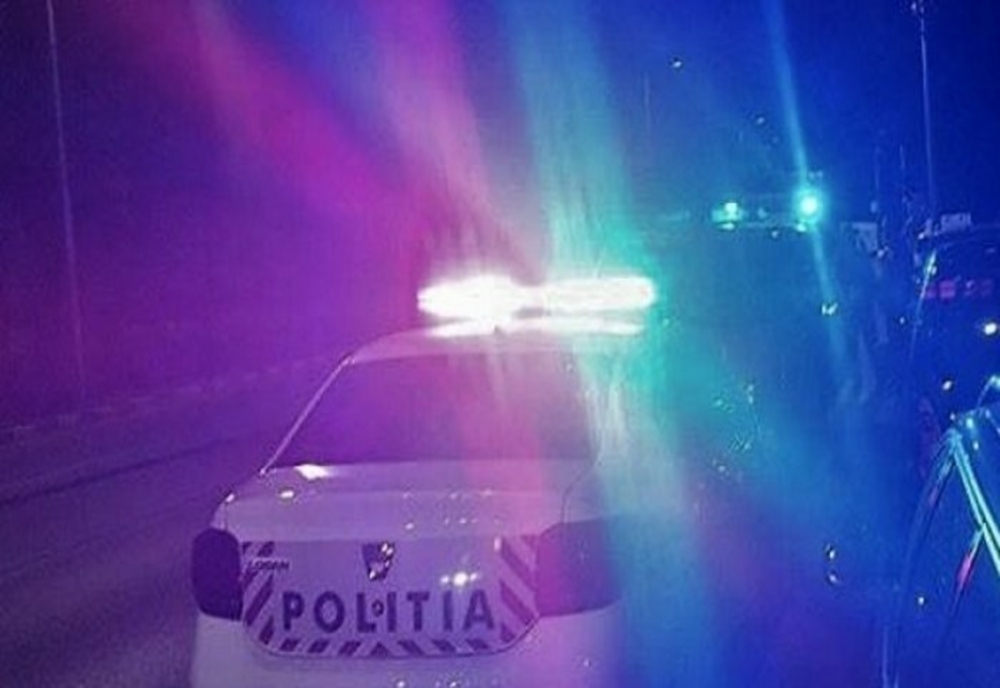 Un șofer a fost călcat pe un deget de la picior chiar de mașina de poliție care-l oprise, în Neamț