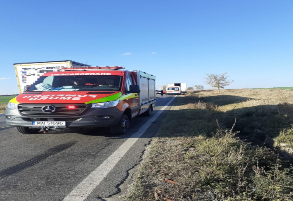 Accident rutier pe DN 5B, la Vlaşinu. Două persoane au fost rănite