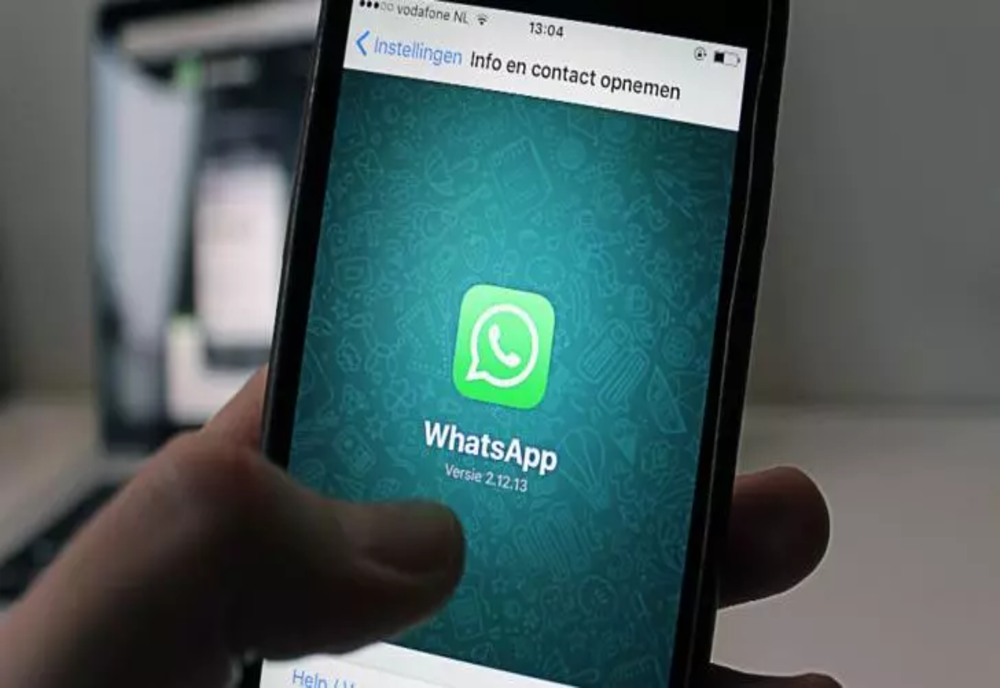 A picat WhatsApp. Utilizatorii aplicaţiei au probleme cu trimiterea mesajelor şi conectarea