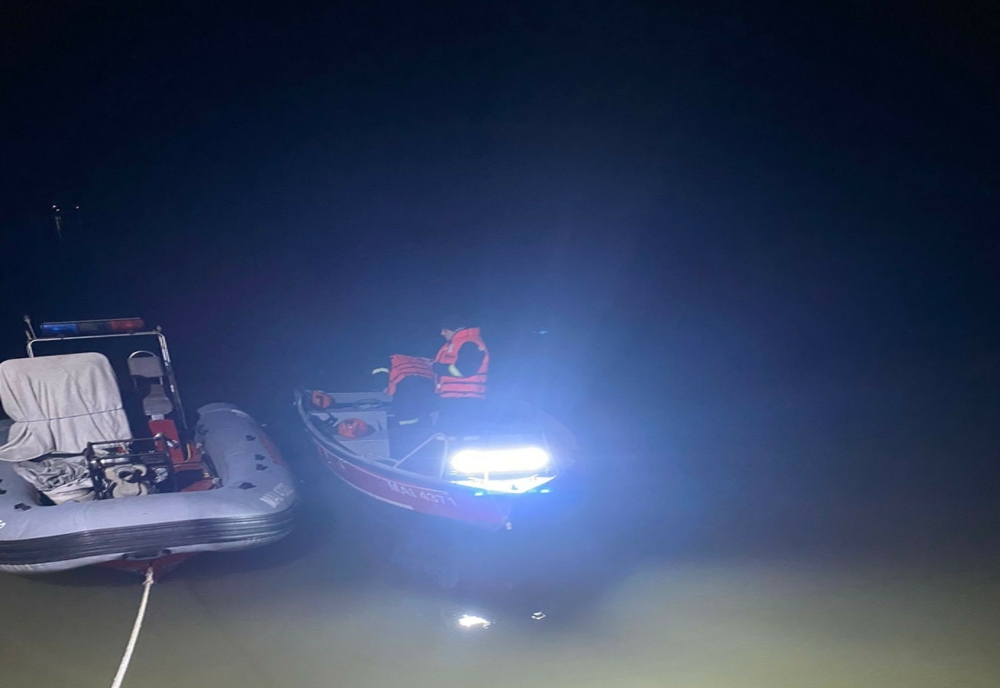 VIDEO Amplă operațiune de salvare în Delta Dunării. Turiști rătăciți pe un lac
