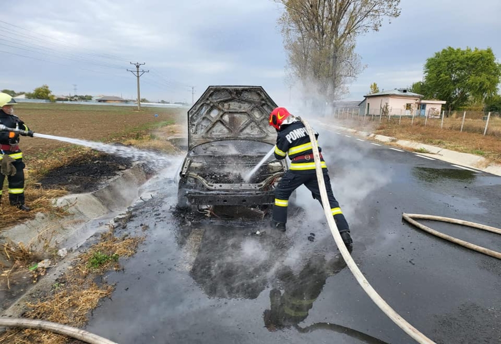 Mașină în flăcări pe drumul dintre Suhurlui spre Pechea, în județul Galați