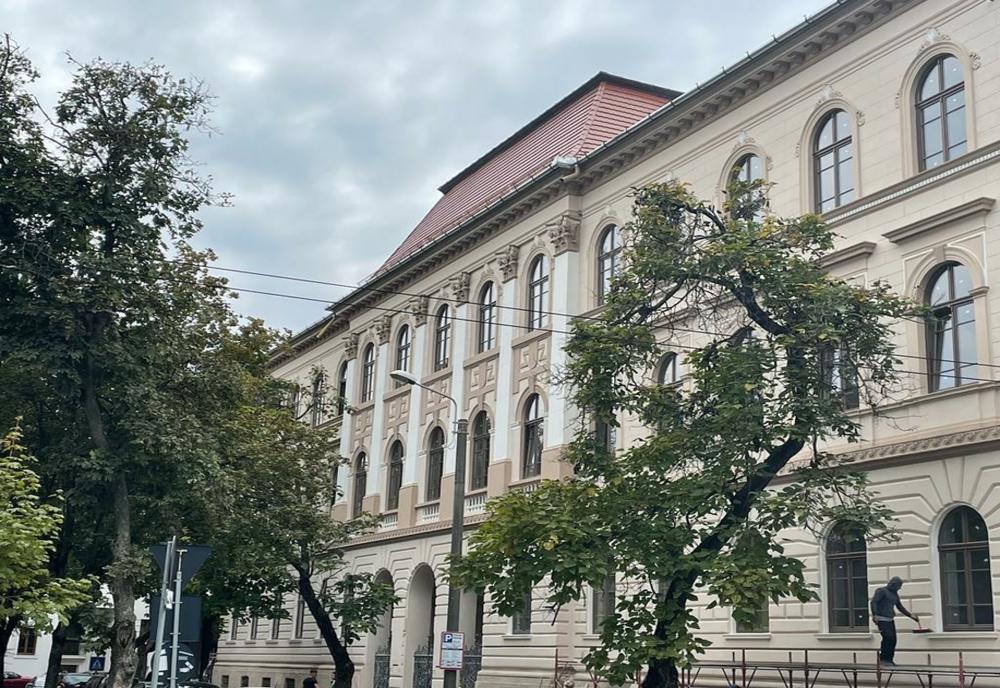 Liceu central din Timișoara, renovat după ani în care a arătat ca o ruină