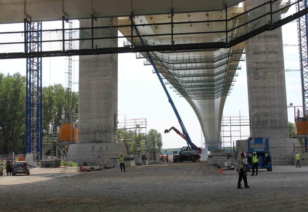Podul suspendat peste Dunăre primeşte Premiul AICAP 2022, pentru cea mai bună lucrare structurală din beton