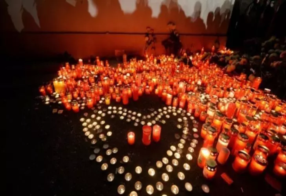 Comemorare 7 ani de la tragedia din Colectiv. 64 de morți și 150 de răniți mutilați pe viață