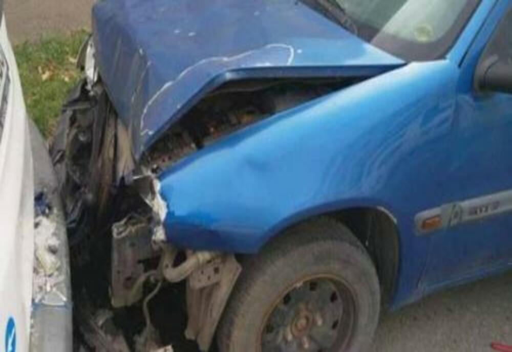 Prahova. Accident provocat de un tânăr fără permis de conducere