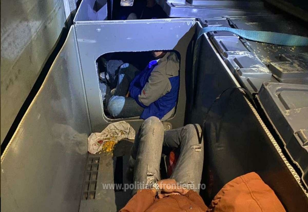 Migranti ascunși în cutii de plastic au încercat să treacă frontiera spre vest