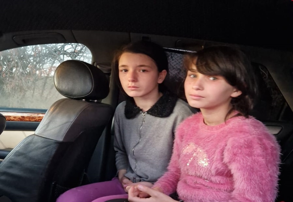 Cele două fetițe dispărute din Brașov pentru care a fost activat mecanismul „Alertă răpire copil” au fost găsite în Prahova