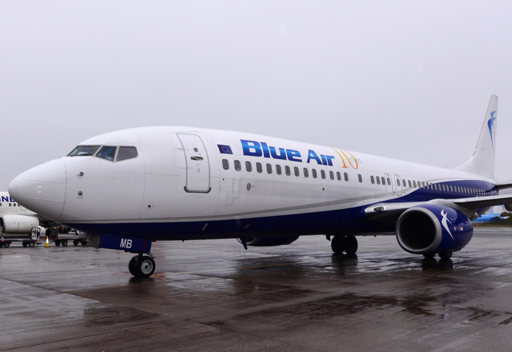 ANAF a pus sechestru pe un avion Blue Air. Compania low-cost are datorii la stat de peste 14 milioane de lei