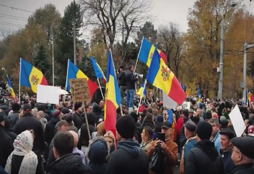 Cum încearcă Rusia să schimbe puterea în Republica Moldova. A opta duminică de proteste cu mii de oameni pe străzi