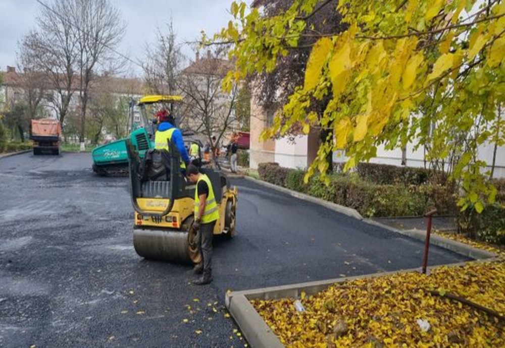 Amenajarea unei parcări din Hunedoara, pe ultima sută de metri