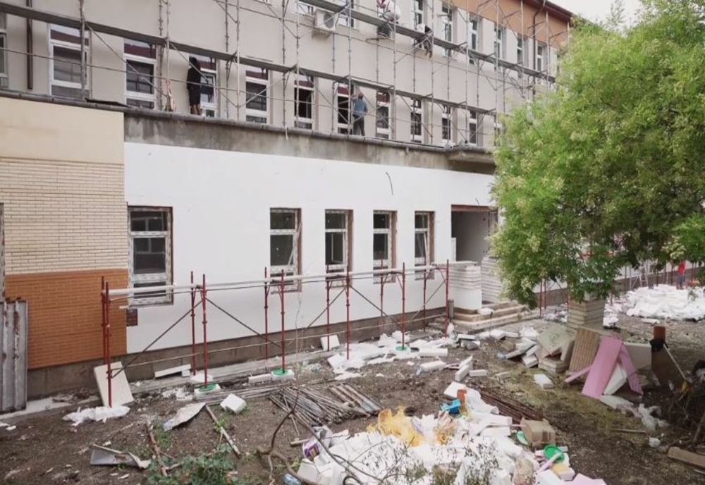 Ambulatoriul spitalului din Hunedoara, reabilitat și dotat cu echipamente performante din fonduri europene