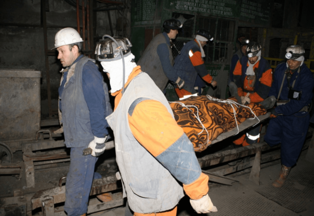 14 ani de la tragedia din subteranul minei Petrila