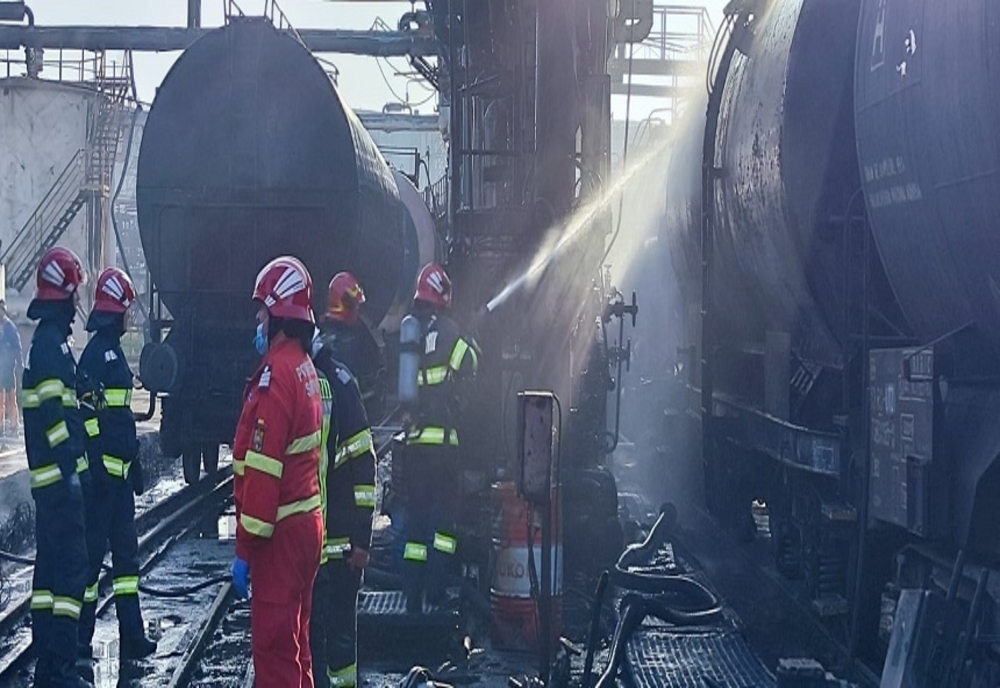Incendiu în Galați: Un vagon cu păcură a luat foc în zona Port Bazinul Nou