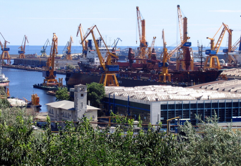 Klaus Iohannis a ATACAT la CCR legea care permite numiri controversate în funcții-cheie – Miză uriașă în porturile românești