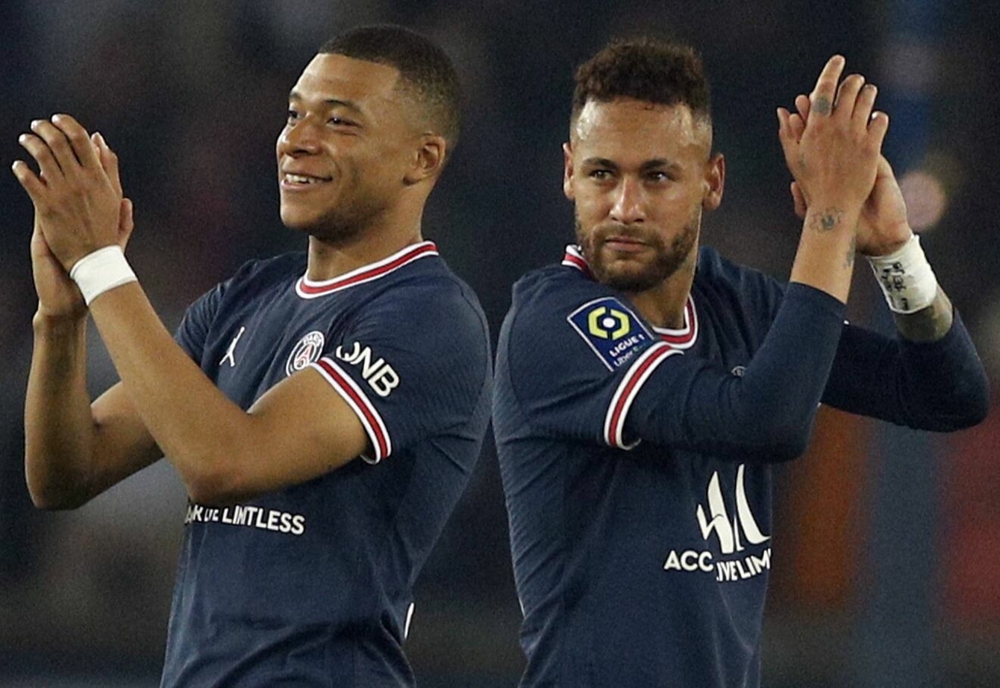 Mbappe şi Neymar, pregătiţi să joace pentru PSG de miercuri, de la meciul cu Strasbourg