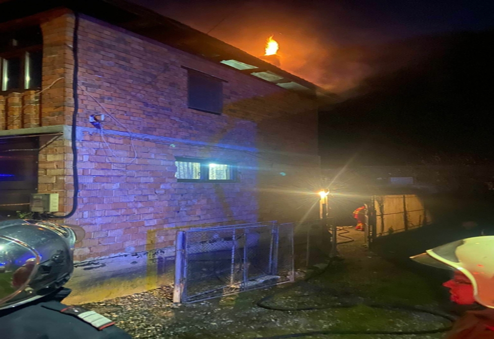 Atenție la coșurile de evacuare a fumului: incendii în județul Arad