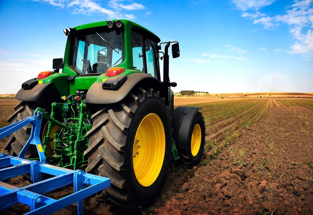 APIA: Fermierii pot depune în decembrie cererile pentru acciza la motorina utilizată în agricultură în 2023