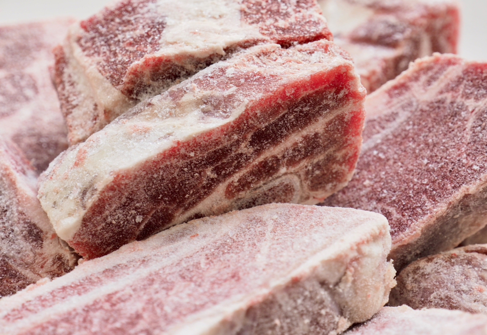 Peste 6 tone de carne de vită congelată, provenite din comerțul intracomunitar și din import, confiscate în urma unei acțiuni de control