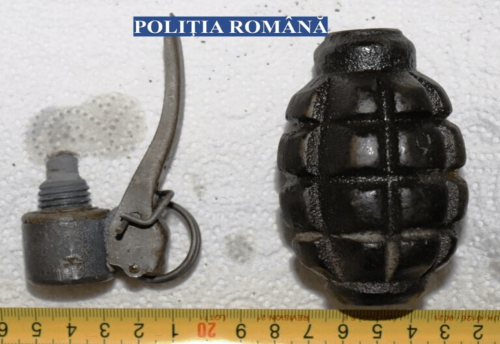 Grenadă găsită pe un gard din satul Vidra din judeţul Ilfov