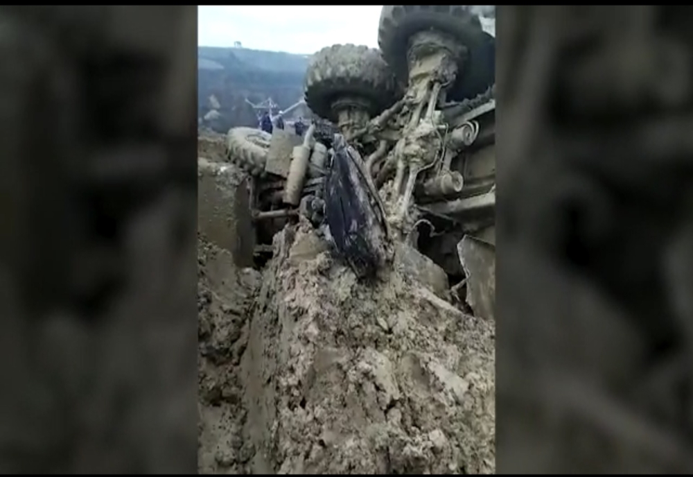 Imagini surprinse imediat după accidentul de la cariera din Gorj (VIDEO)