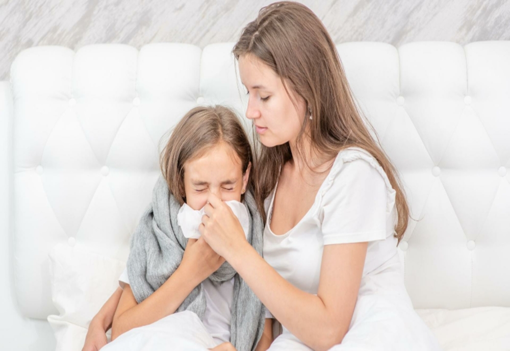 Sfaturi utile pentru părinţii care au copii bolnavi de viroze. Recomandările făcute de ministrul Sănătății