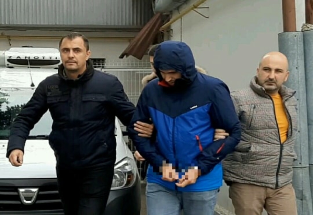 Trei bărbaţi depistaţi în trafic după ce au dat mai multe spargeri pe raza judeţelor Dâmboviţa, Argeş şi Prahova