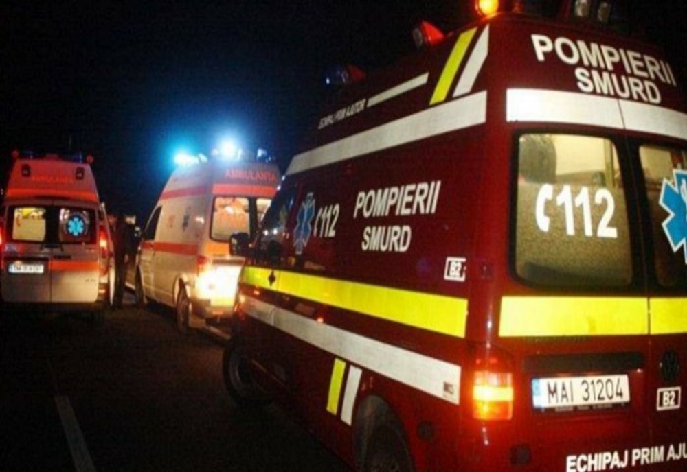Impact violent între două autoturisme în Hârșova. Două victime