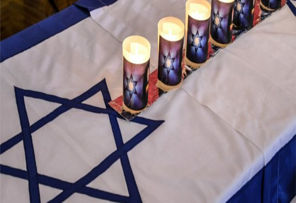Premierul Ciucă, mesaj ferm la un eveniment dedicat victimelor Holocaustului: “Atitudinile toxice trebuie sancţionate, iar legislaţia trebuie aplicată consecvent”