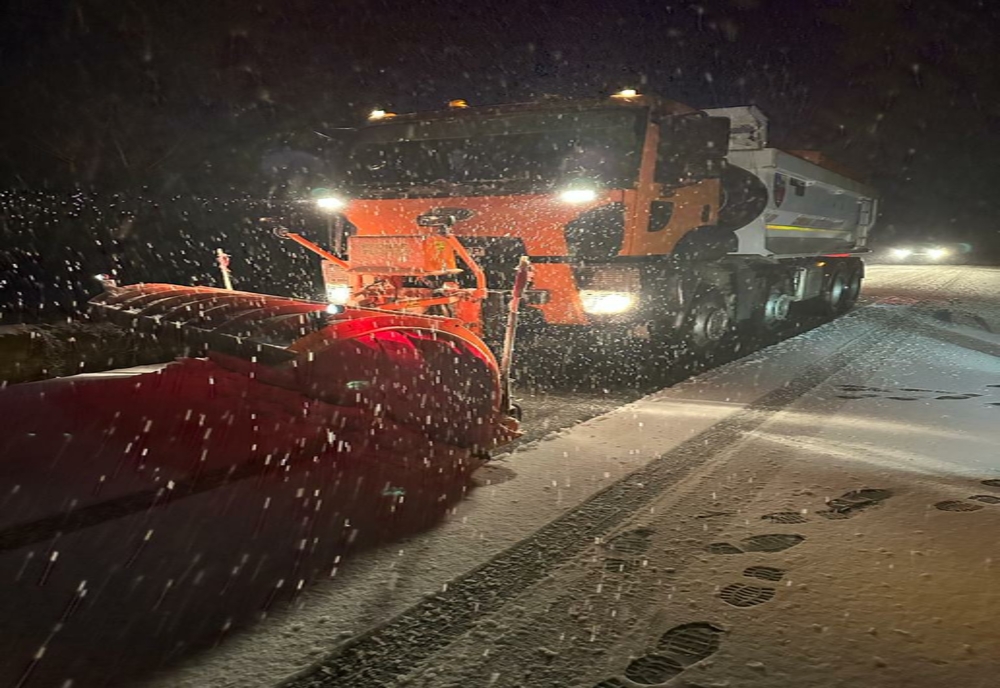 FOTO VIDEO| Ninge în județul Constanța. RAJDP  a scos utilajele de iarnă pe șosele