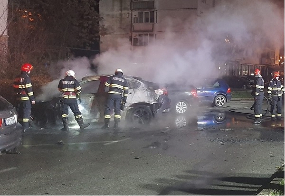 Mașini în flăcări, la Lugoj